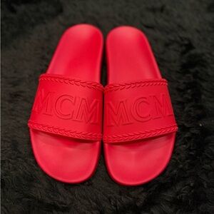 MCM Vibrant Red Slides